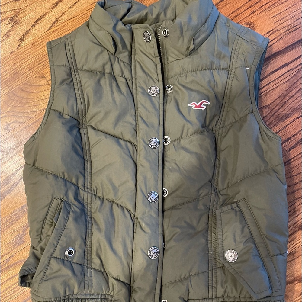Hollister women’s size M olive green vest